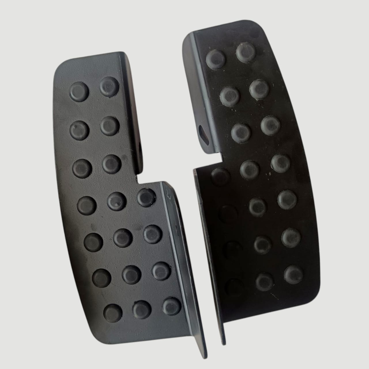 Heavy-Duty Rear Footrest Set for Suzuki GD110 / GS150 / GR150