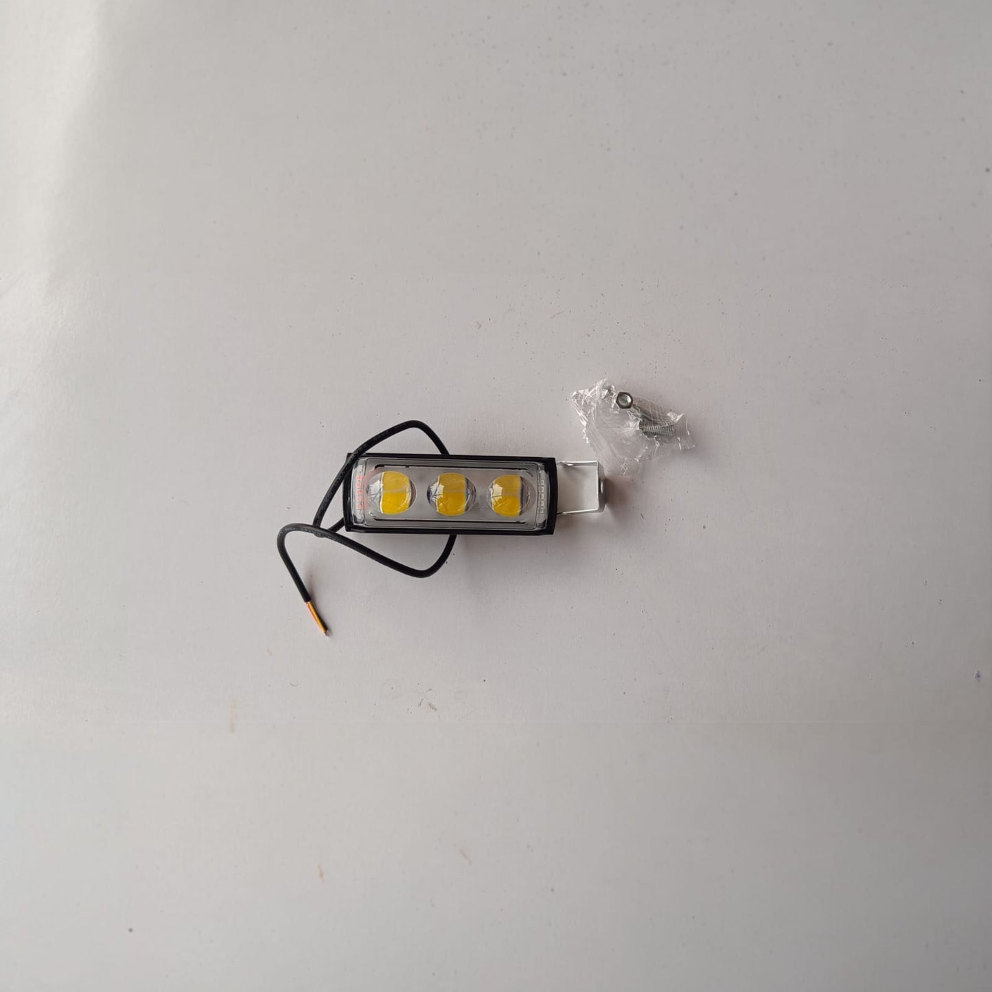 3-Mode Motorcycle LED Light – White, Yellow, & Dimmer | Compact 3-Lens Pod
