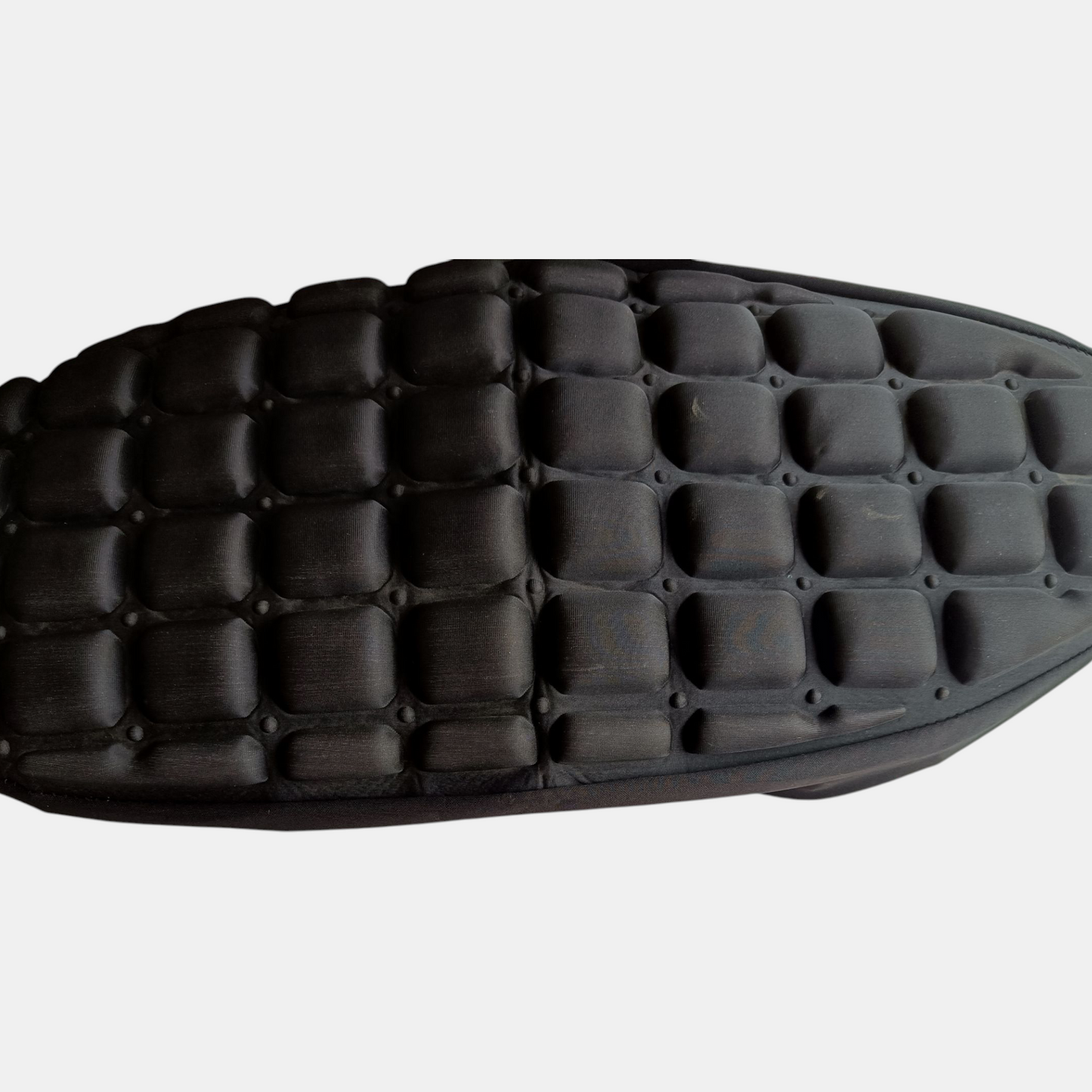 Motorcycle Seat Cushion Cover – Fits Honda CD700 & Chinese Motorcycles | 3D Airflow, Anti-Slip Comfort Pad